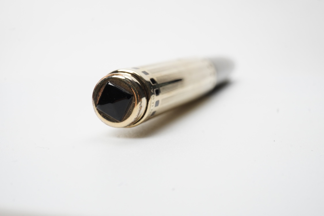 A Wahl Eversharp 'Coronet' with plastic body and gold filled cap